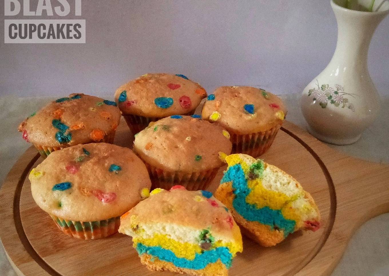 Colourblast cupcakes