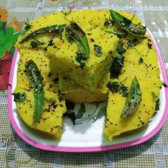 A picture of Semolina Dhokla😍.
