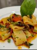 Calamarata con Asparagi e Pomodorini Freschi