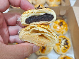 Pia Crispy Cokelat Keju ala Bali