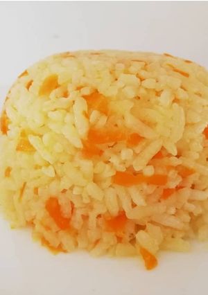 Una foto de Arroz con zanahoria