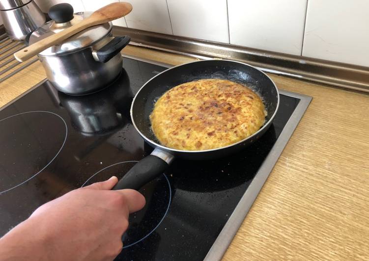 Tortilla (Omelet khas Spanyol)