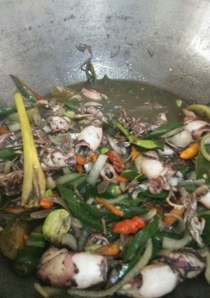 Foto resep Tumis cumi hitam