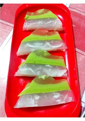 Foto resep Puding lapis lumut dan kelapa muda/dogan