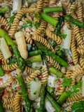 Cremige Nudel- Spargel- Gorgonzola- Pfanne