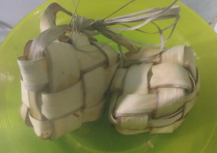 Bahan Ketupat Presto Simple | Cara Bikin Ketupat Presto Simple Yang Enak dan Simpel