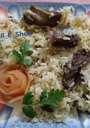 A picture of Yakhni Pulao.