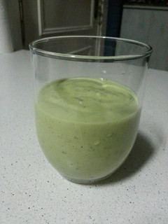 Una foto de Batido aguacate, estilo marroquí
