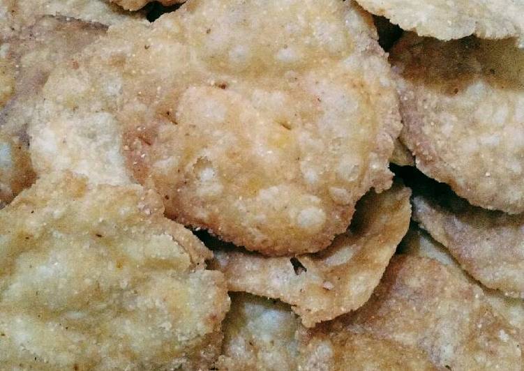 Recipe of Homemade Papdi for chaat