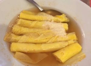Foto di Scrippell ‘mbuss (crêpes in brodo 🍲)
