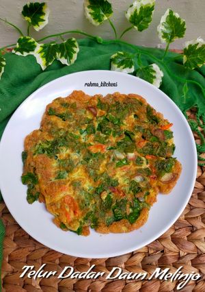 Foto resep Telur Dadar Daun Melinjo