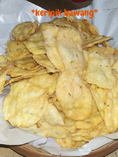 Foto resep *keripik bawang*