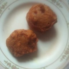 A picture of Aalo Chop.