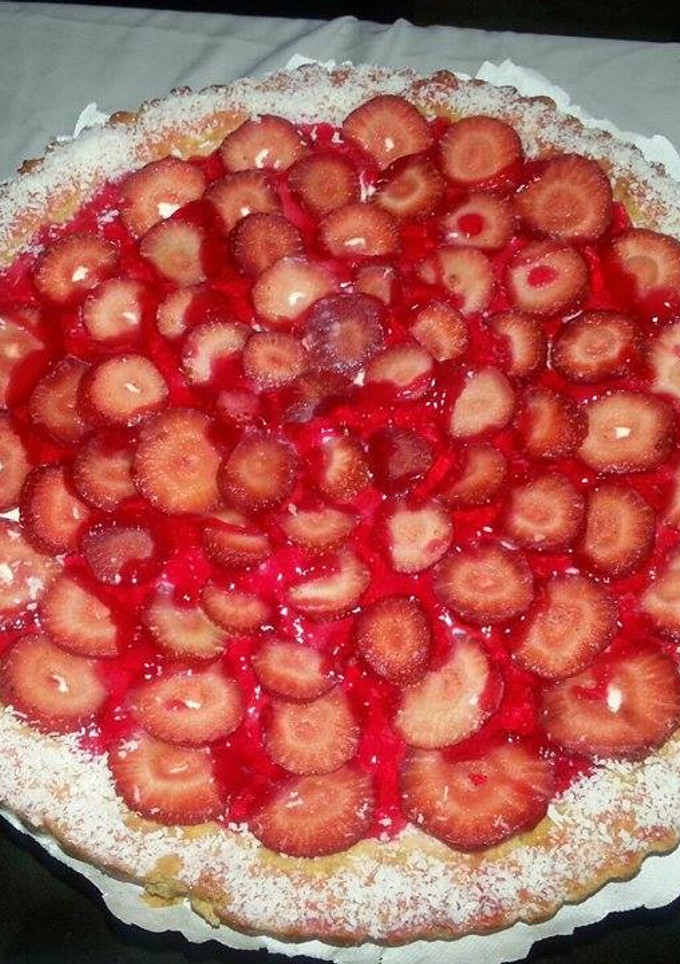 Una foto de Tarta Frutal (frutillas)