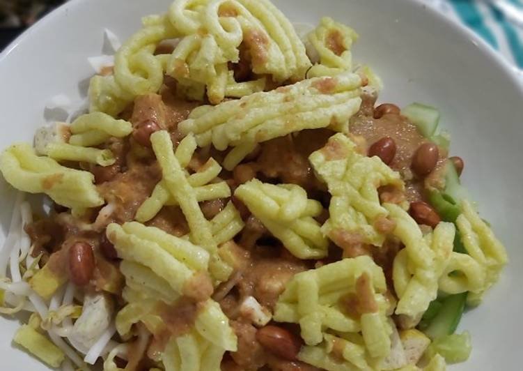 Asinan Sayur bumbu kacang