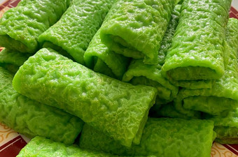 Resep Dadar gulung lembut &amp; berpori Gampang