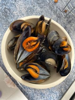 Una foto de Mejillones al vapor