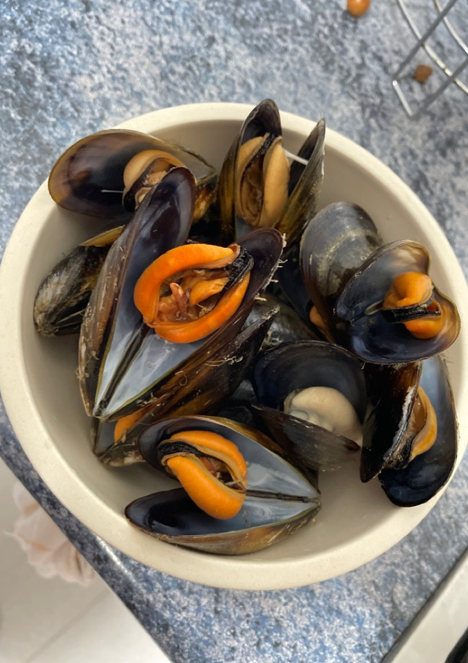 Una foto de Mejillones al vapor