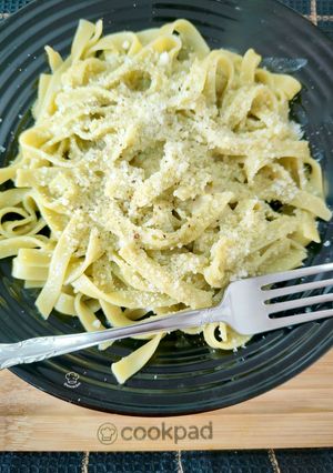 Foto principal de Tagliatelle de espinacas con salsa Alfredo