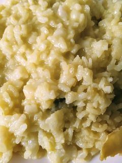 Una foto de Arroz con coliflor