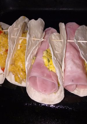 Una foto de Fajitas de choclo, jamón y queso