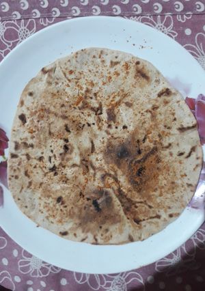 A picture of Leftover roti khakhra.
