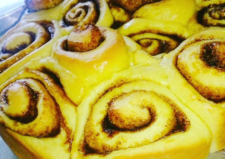 Cinnamon Rolls