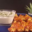 Patatas skin con bacon, queso y salsa