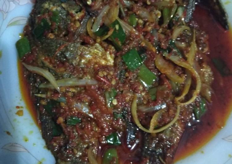 Balado ikan nila