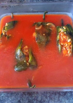 Una foto de Chiles rellenos para cuaresma