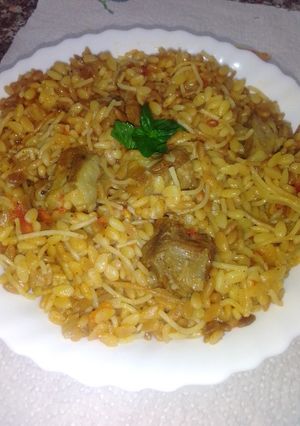 صورة لوصفة طبق بسيط و لذيذ (بالتليتلي او الأرز)