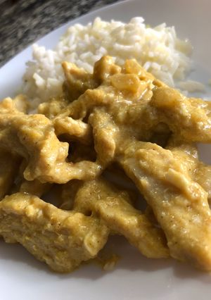 Foto principal de Pollo al curry a mi manera