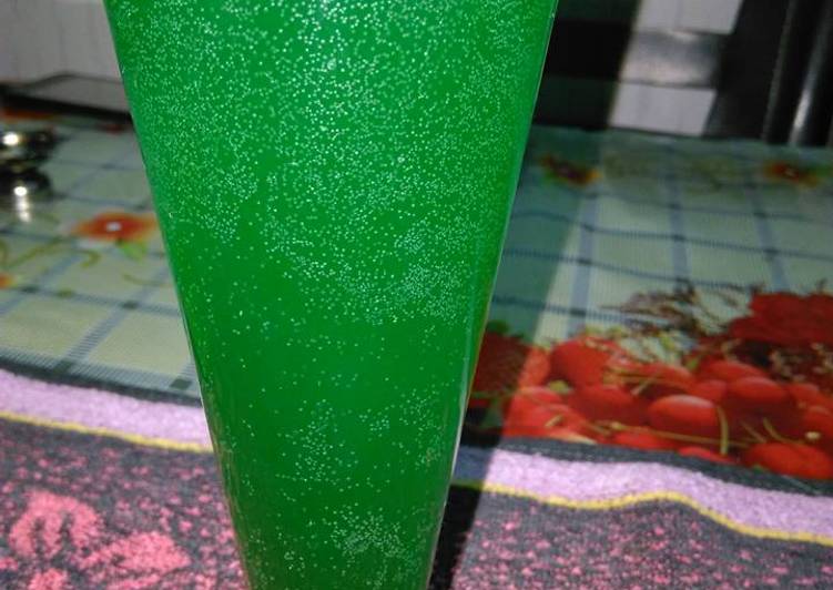 Recipe of Quick Green Temptation Mocktail is the best way to Welcome Summer