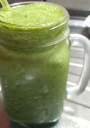 Una foto de Batido verde diurético quema grasas