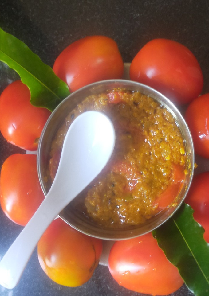 टमाटर का भरता (tamatar ka bharta recipe in Hindi) रेसिपी मुख्य फोटो