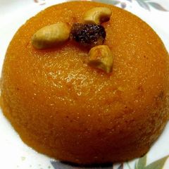A picture of Rava Kesari.