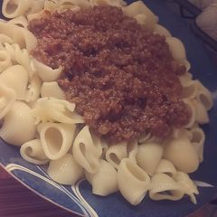 A picture of Qeema Macroni.