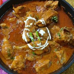A picture of Butter chicken in new version.