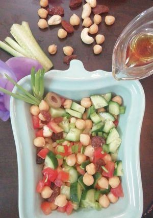 A picture of Chickpea nuts Salad.