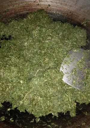 Foto resep Daun singkong tumbuk (Tung Ubi Cak)