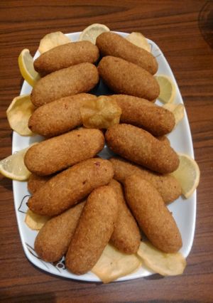 A picture of Fried Kibbeh.