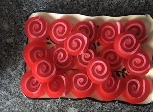 Una foto de Rollitos de gelatina y bombón