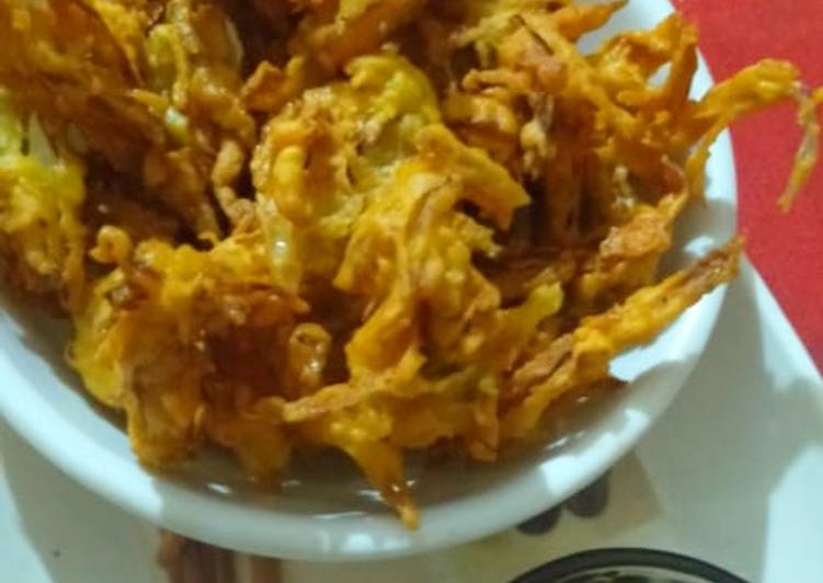 Crispy Onion Bhajiya