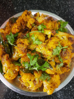 காலிஃப்ளவர் மசாலா ஃப்ரை (Cauliflower masala fry recipe in tamil) செய்முறை முக்கிய புகைப்படம்