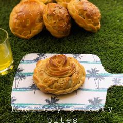 A picture of Rose bread 🌹 🍞.