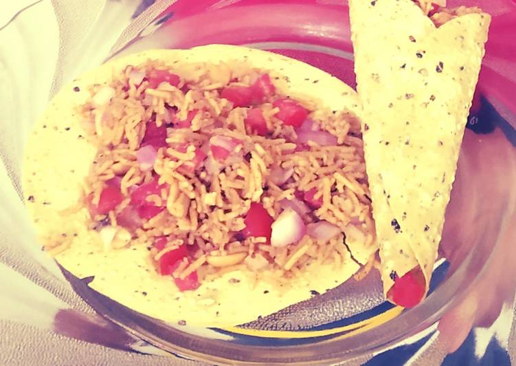 Recipe of Any-night-of-the-week Bhel on masala papad