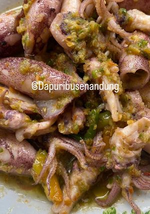 Foto resep Cumi Laut Pedas Ala DapurIbuSenandung