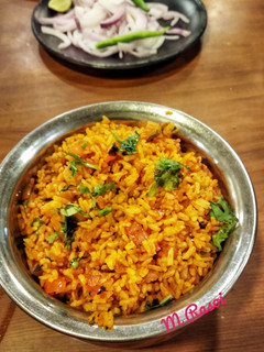 मसाला भात (Masala Bhat Recipe In Marathi) रेसिपी चे मुख्य फोटो
