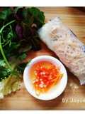 Bì cuốn với rau nhà lá vườn