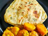 মেথি গাজর পরোটা(methi gajar paratha recipe in Bengali)